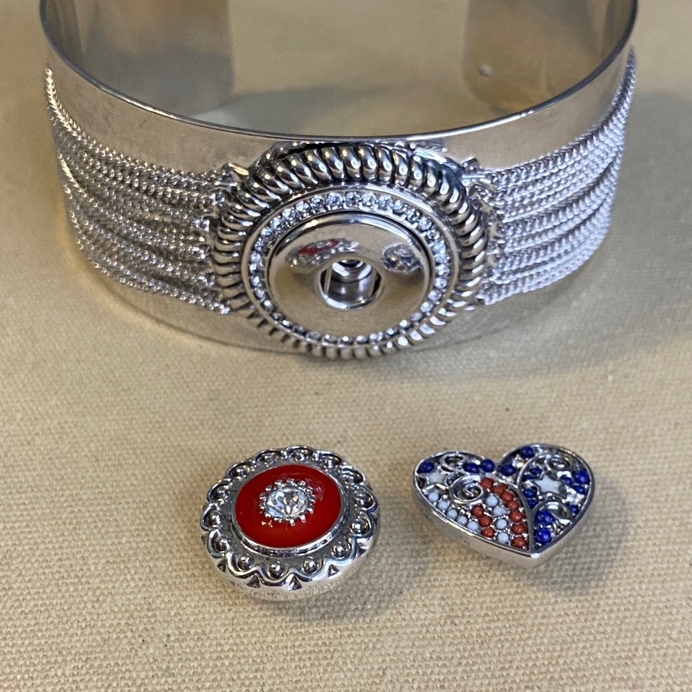 MV Silver Chain Cuff - Picture 5 of 5